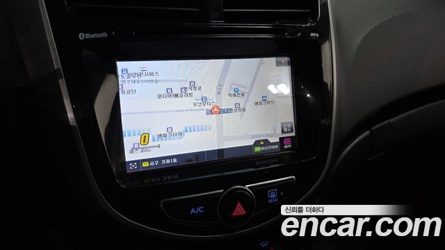 Hyundai Accent 2016 — photo 20