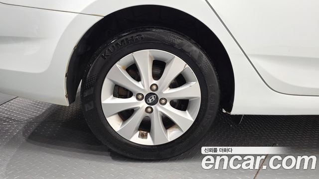 Hyundai Accent 2016 — photo 7