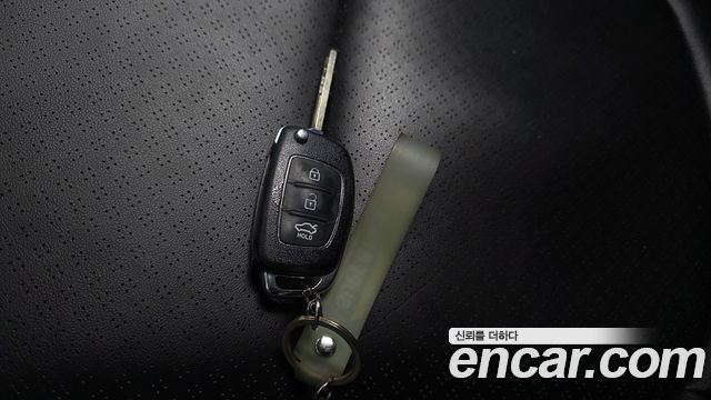 Hyundai Accent 2016 — photo 30