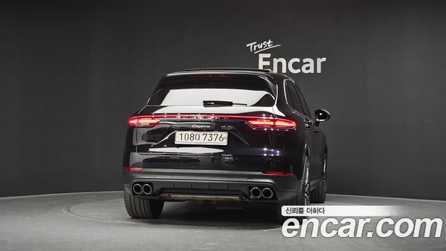 Porsche Cayenne 2019 — photo 4