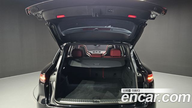 Porsche Cayenne 2019 — photo 32