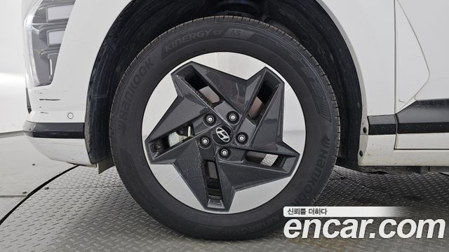 Hyundai Kona 2023 — photo 5