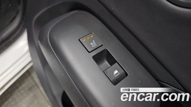 Hyundai Kona 2023 — photo 33
