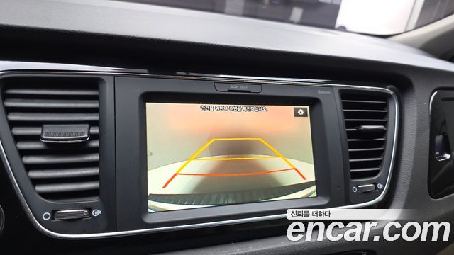 Kia Canival 2017 — photo 22