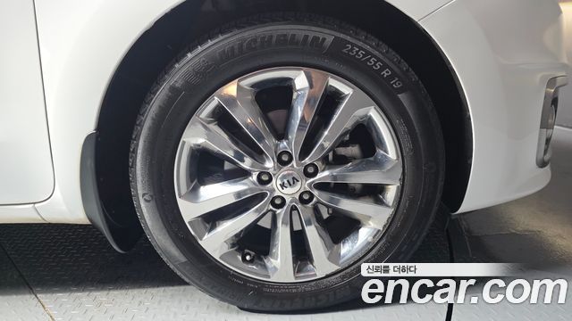Kia Canival 2017 — photo 7