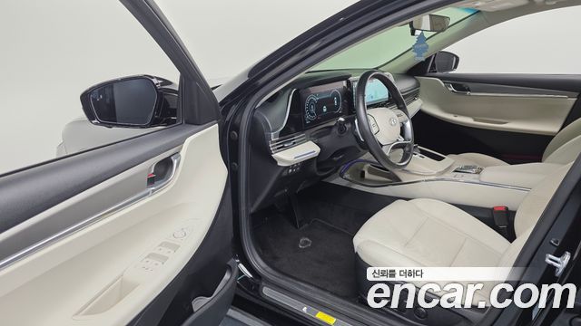 Hyundai Grandeur 2022 — photo 13