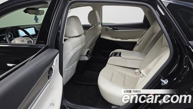 Hyundai Grandeur 2022 — photo 26