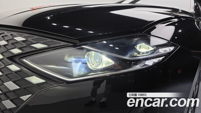 Hyundai Grandeur 2022 — photo 8