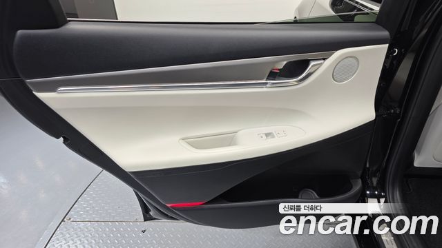 Hyundai Grandeur 2022 — photo 15