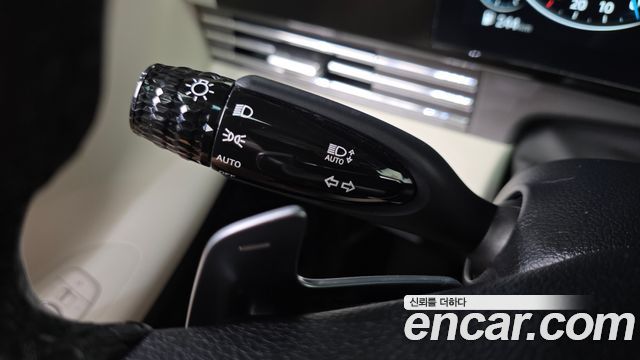 Hyundai Grandeur 2022 — photo 29