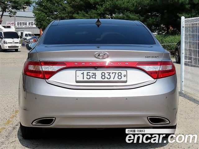 Hyundai Grandeur 2014 — photo 4