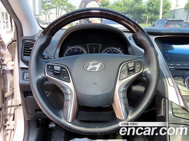 Hyundai Grandeur 2014 — photo 9