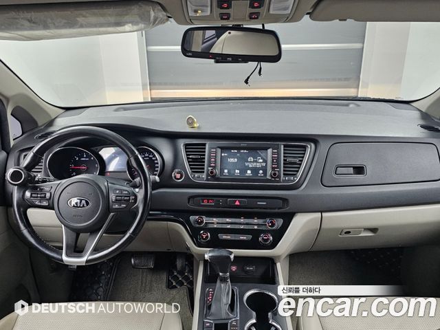Kia Canival 2019 — photo 7