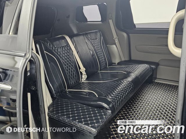 Kia Canival 2019 — photo 12