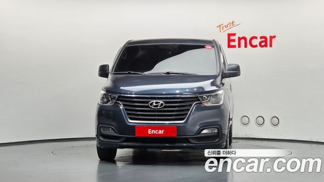 Hyundai Starex 2018 — photo 3