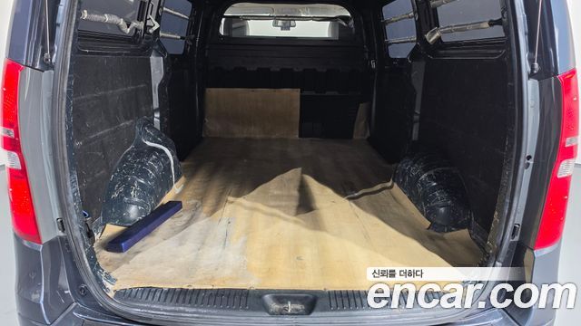 Hyundai Starex 2018 — photo 20