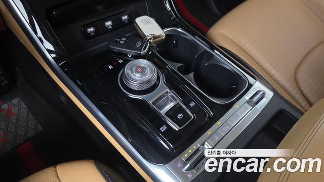 Kia Canival 2021 — photo 9