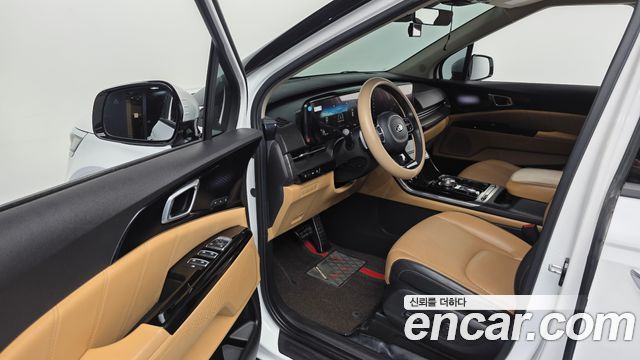 Kia Canival 2021 — photo 10