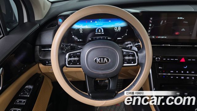 Kia Canival 2021 — photo 12