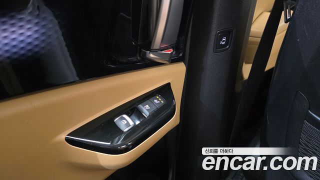Kia Canival 2021 — photo 20
