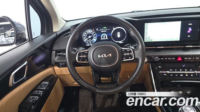 Kia Canival 2023 — photo 12