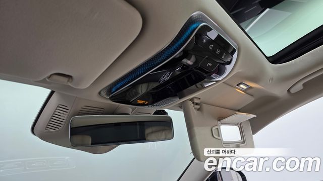 Mercedes-Benz S-Class 2022 — photo 19