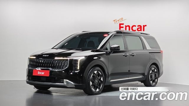 Kia Canival 2025 — photo 1