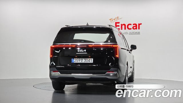 Kia Canival 2025 — photo 4