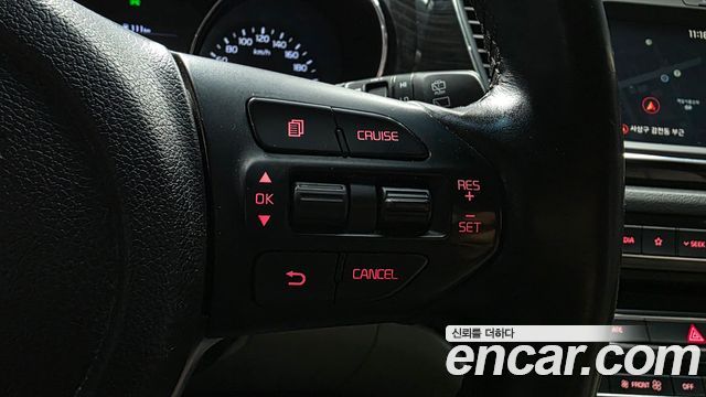 Kia Canival 2019 — photo 24
