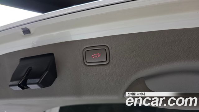 Kia Canival 2019 — photo 30