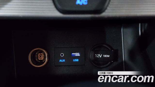 Hyundai AVANTE 2020 — photo 18