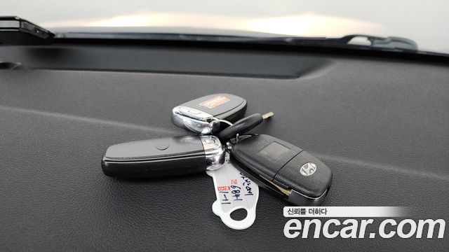 Hyundai AVANTE 2020 — photo 25
