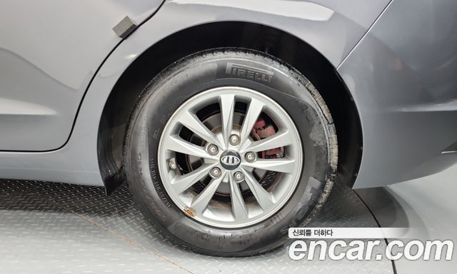 Hyundai AVANTE 2020 — photo 7