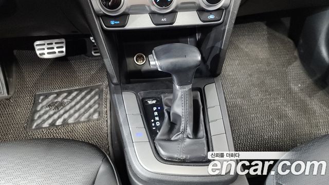 Hyundai AVANTE 2020 — photo 29