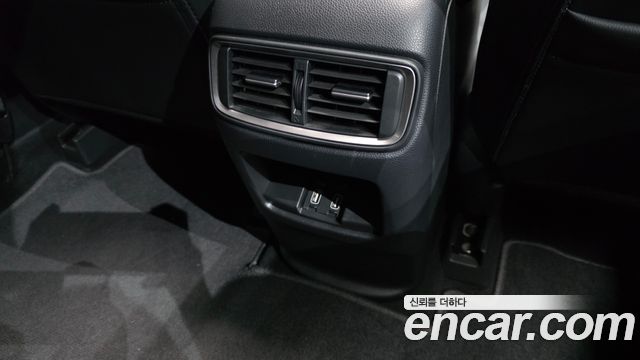 Honda CR-V 2019 — photo 32