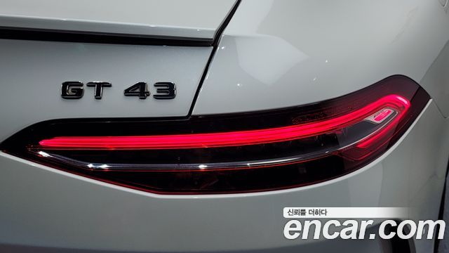 Mercedes-Benz AMG GT 2023 — photo 9