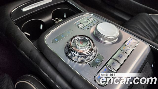 Genesis G90 2023 — photo 12
