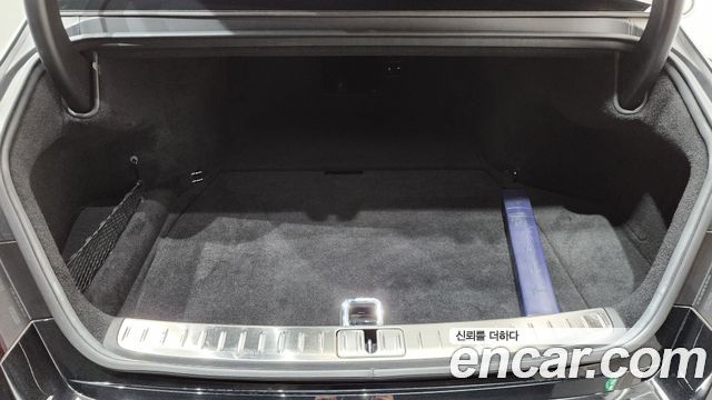 Genesis G90 2023 — photo 26