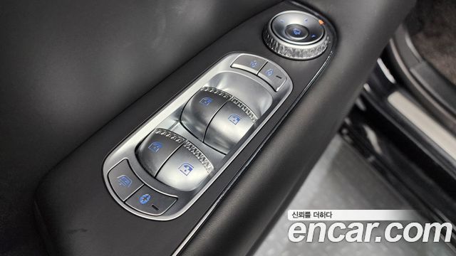 Genesis G90 2023 — photo 29