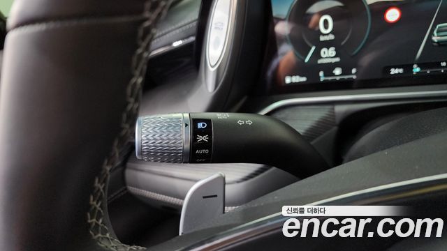 Genesis G90 2023 — photo 30