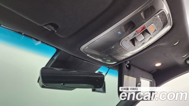 Genesis G90 2023 — photo 32