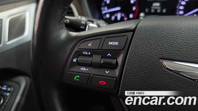 Genesis G80 2018 — photo 22