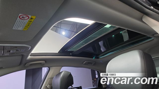 Genesis G80 2018 — photo 24