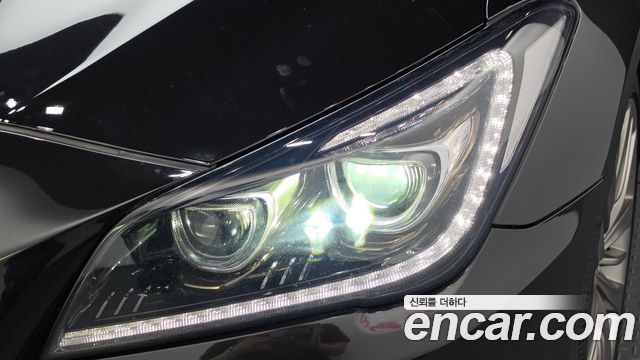 Genesis G80 2018 — photo 8