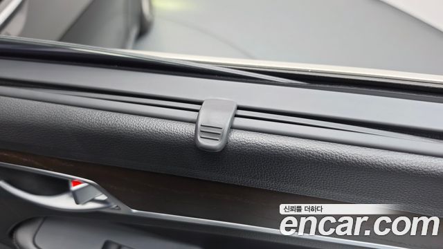 Genesis G80 2018 — photo 43