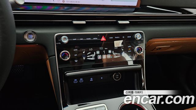 Genesis GV80 2025 — photo 31