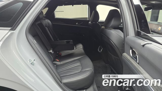 Kia K5 2026 — photo 17