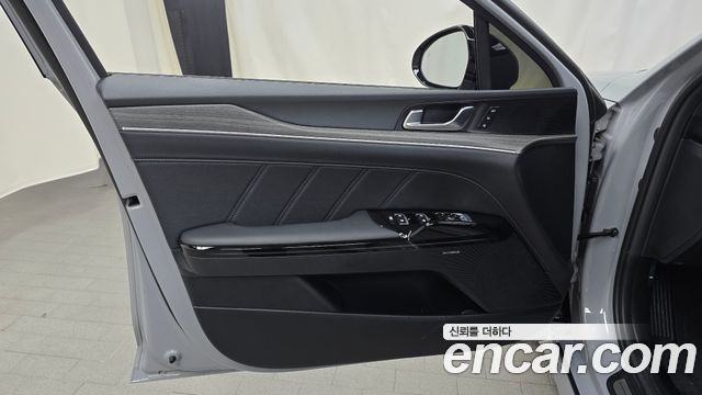Kia K5 2026 — photo 14