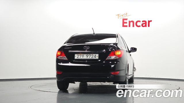 Hyundai Accent 2014 — photo 4