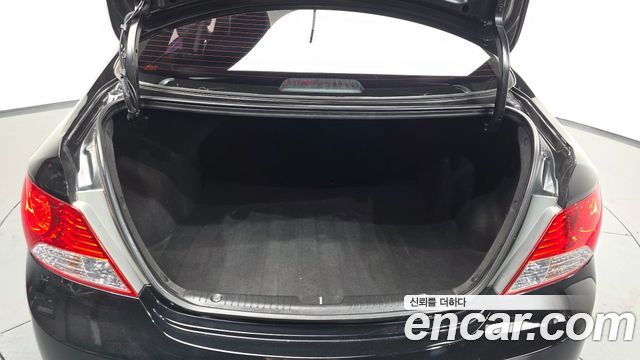 Hyundai Accent 2014 — photo 20